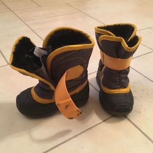 Kamik Toddler Boots Sz 6